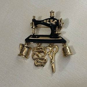 Vintage Danecraft Sewing Machine Brooch